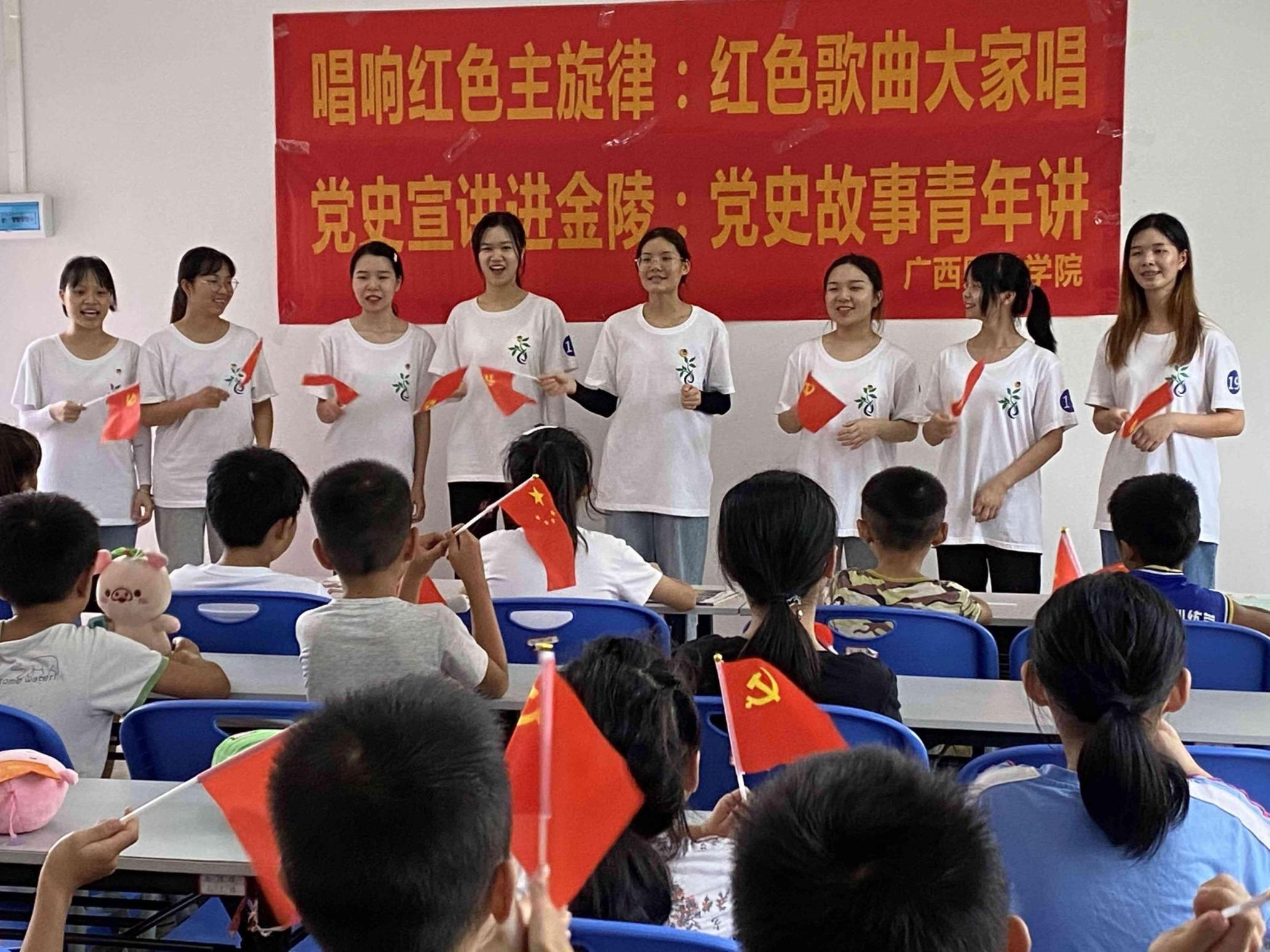 10.7--商务外国语1.jpg